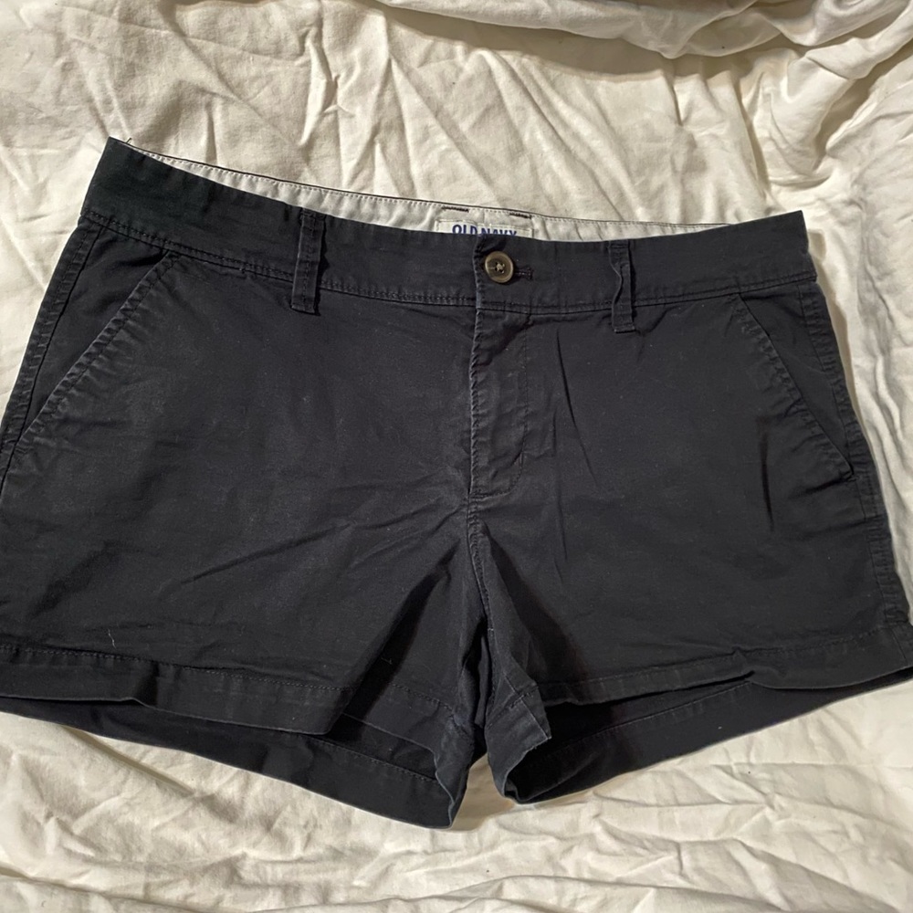 Black Old Navy Chino Shorts Size 6